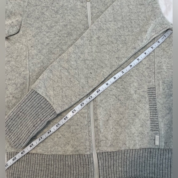 Mountain Hardwear Wool Blend Full Zip Sweater Women’s Size Small - Picture 8 of 12